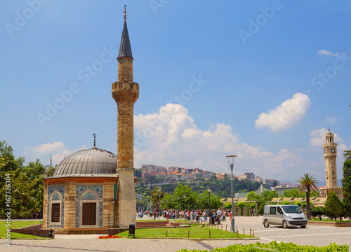 Турция. Измир. Мечеть Йалы.