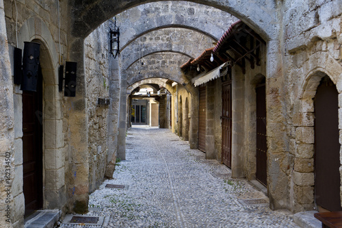 Fototapeta Naklejka Na Ścianę i Meble -  street of Rhodes