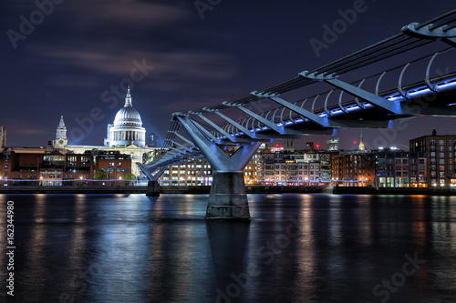 St Paul's Cathedral and the Millennium Bridge at night