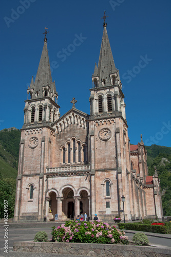 Covadonga monastery vertical