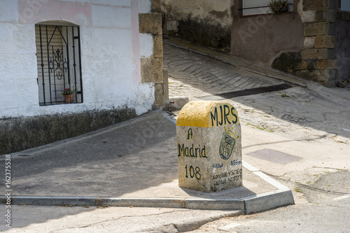 Kilometric point and distance of Mijares from Madrid
