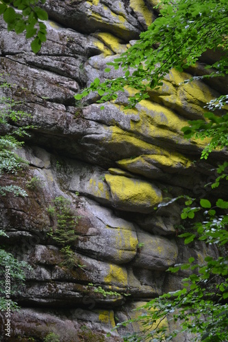 Karkonosze Polska kolorowe skały
