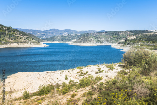lake near beznar in andalusia © Chris Willemsen 