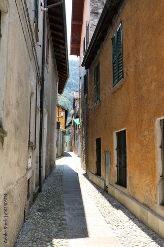 Fototapeta Naklejka Na Ścianę i Meble -  Street in Cannobio, Lake Maggiore, Piedmont Italy 