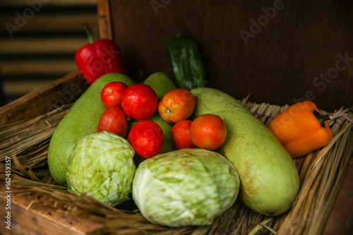 Composition with assorted raw organic fresh vegetables