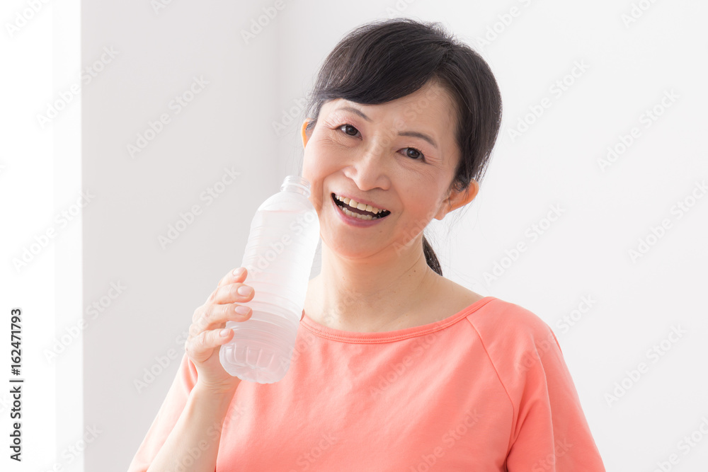 ミドル女性 ミドル女性