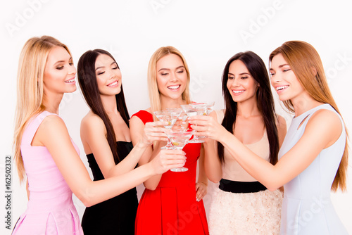 Canvas Print Ready to party ladies! Cheers to a bride! Five cute bridemaids and a future brid