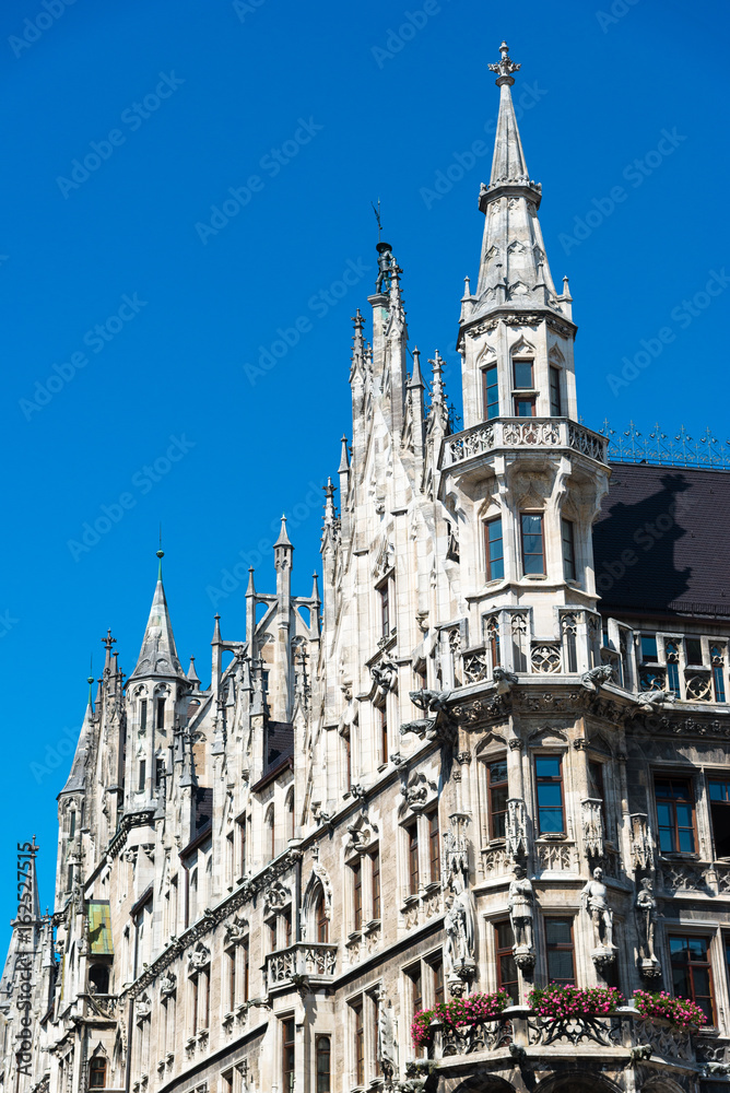 Fototapeta premium Tower of the New Town Hall - Neues Rathaus. Munich, Germany.