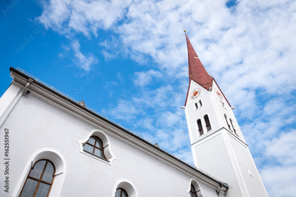Fototapeta premium Kirche von außen