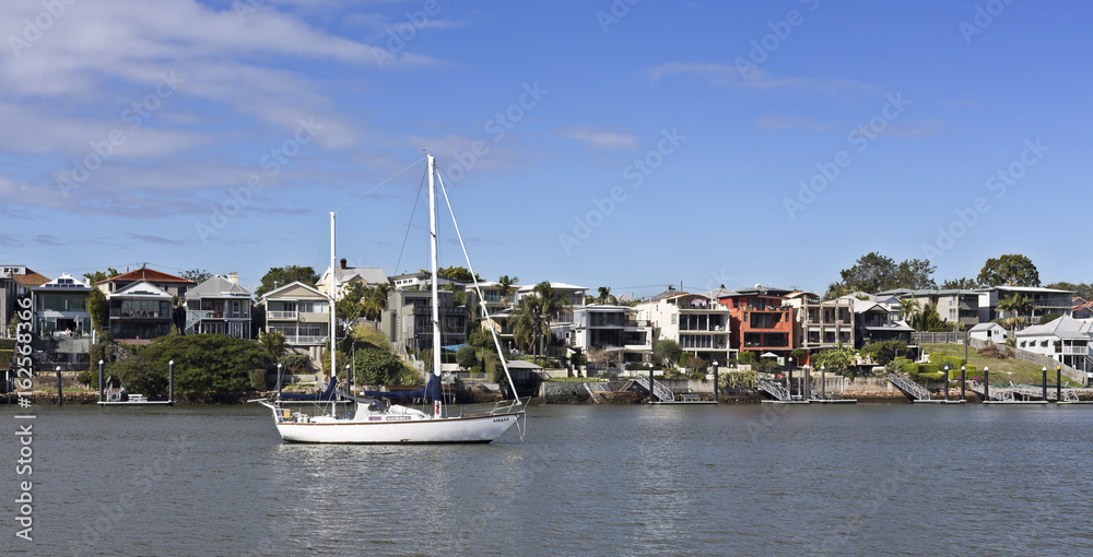 Brisbane Suburbs and the River