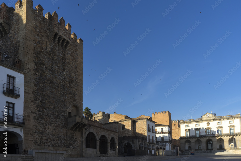 Obraz premium Vistas de la plaza mayor de Cáceres, España