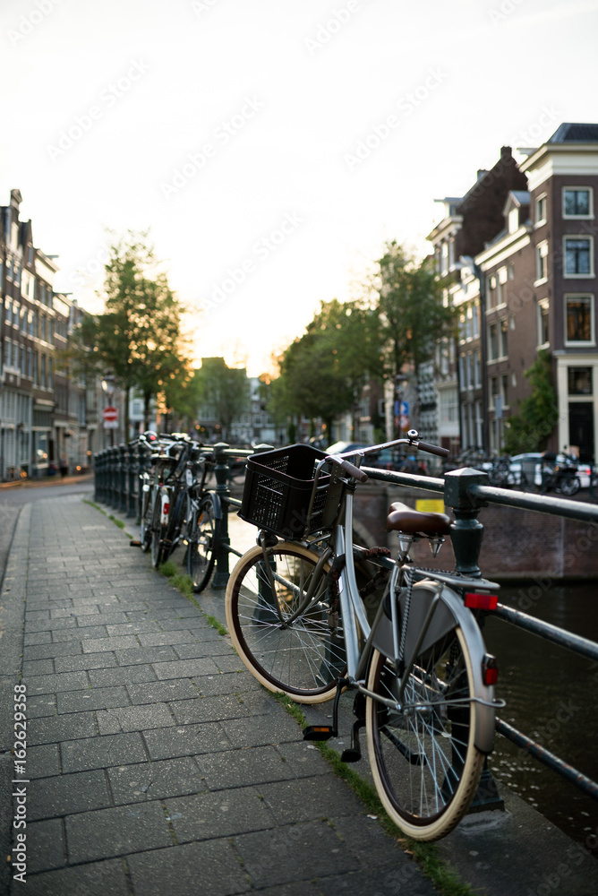Bicicletta ad amsterdam