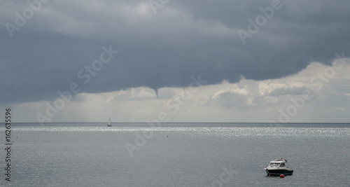 Tableau sur toile Waterspout