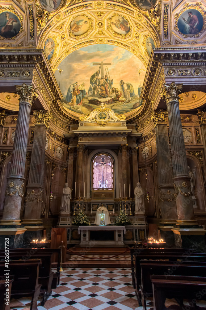 Obraz premium BERGAMO, LOMBARDY/ITALY - JUNE 25 : Interior View of the Cathedral of St Alexander in Bergamo on June 25, 2017