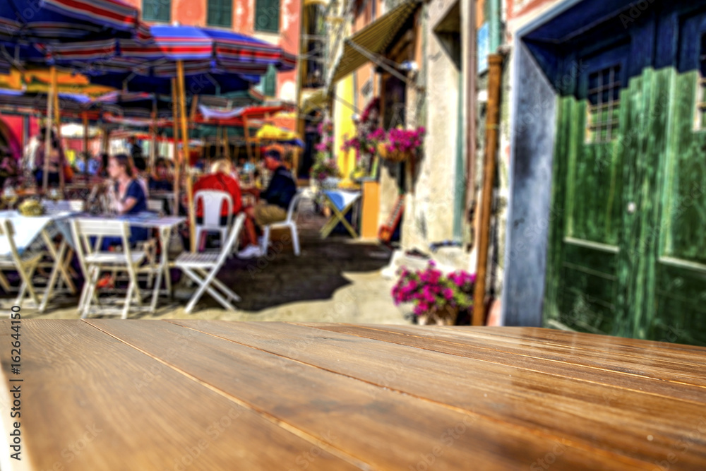 Naklejka premium letnie miejsce na biurku