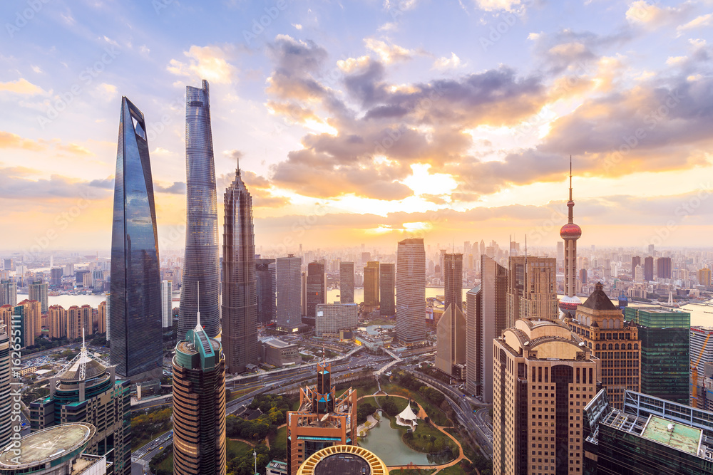 Shanghai skyline and cityscape at sunset - obrazy, fototapety, plakaty 