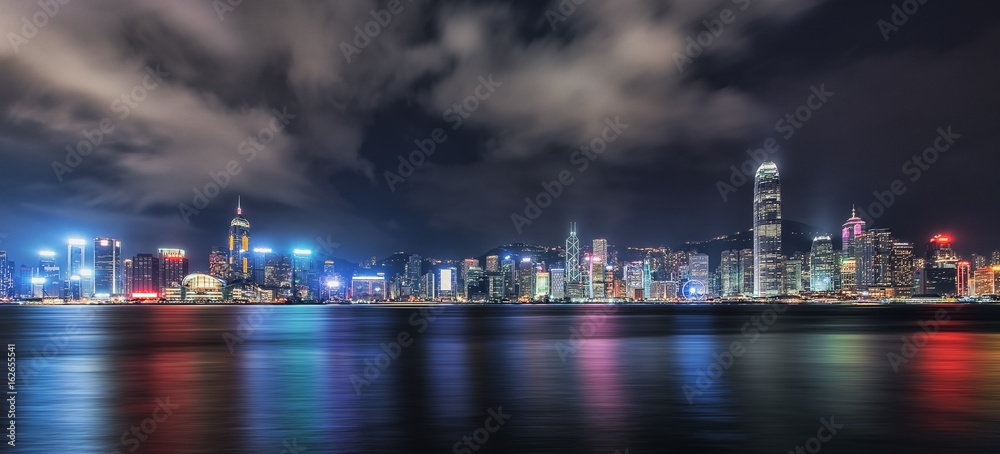Naklejka premium Hong Kong cityscape viewed from Victoria harbor