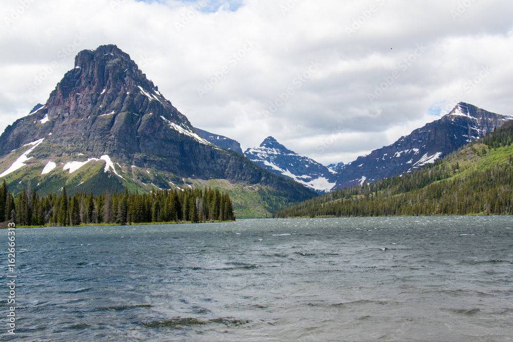 Montana mountains in Glacier National Park Montana mountains in Glacier National Park