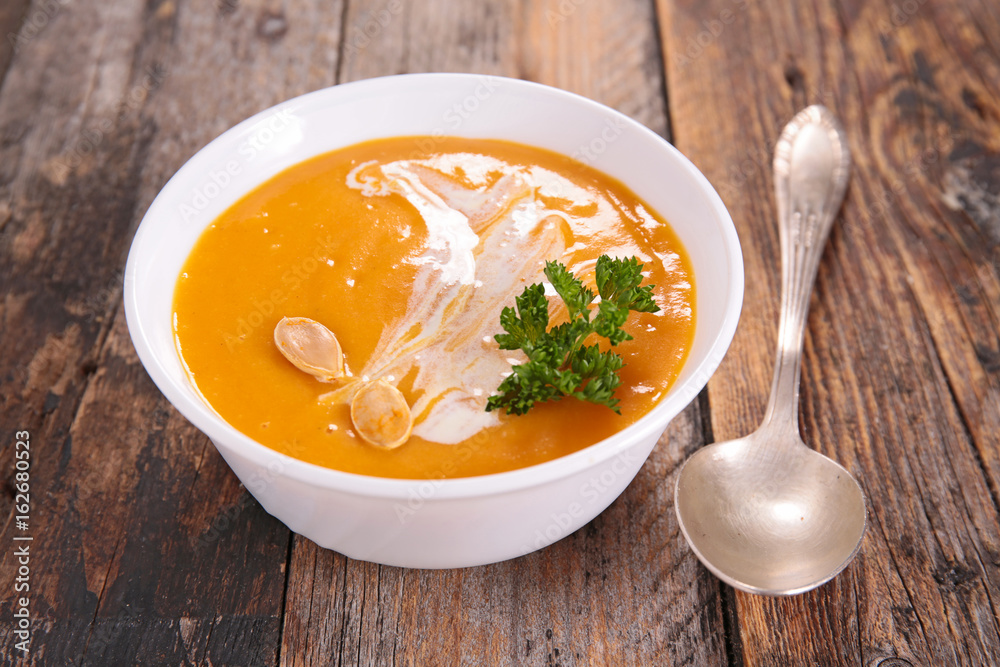 vegetable bowl of soup vegetable bowl of soup