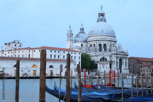 Basilica di Santa Maria della Salute, Venice, Italy © leochen66