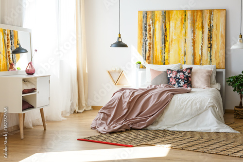 Fotografi Bedroom in warm colors