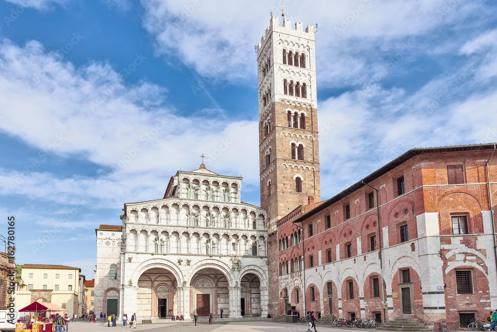 Fototapeta Lucca Katedra St. Martin i dzwonnica, Włochy