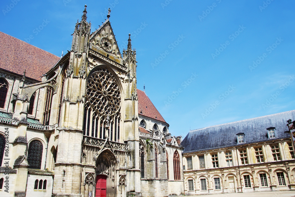 Obraz premium cathedral of old town of Sens - France, Yonne