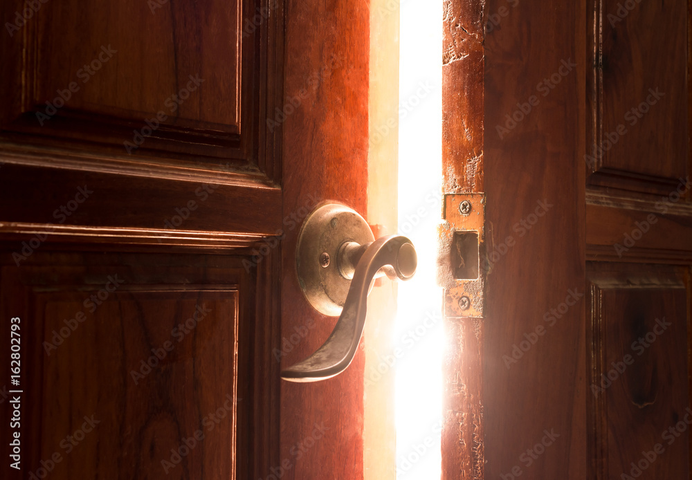 Obraz premium open door light