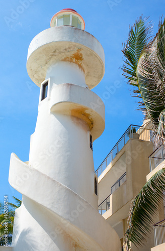 Tourist facilities and nature of Playa Del Carmen