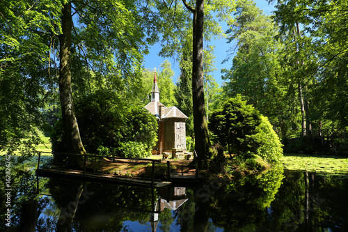 Inselkapelle im Eulbacher Park photo