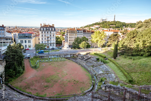 Fototapet Cityscape view with amphitheatre des Trois-Gaules in Lyon, France