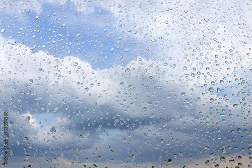 Raindrops on the glass © divladshah