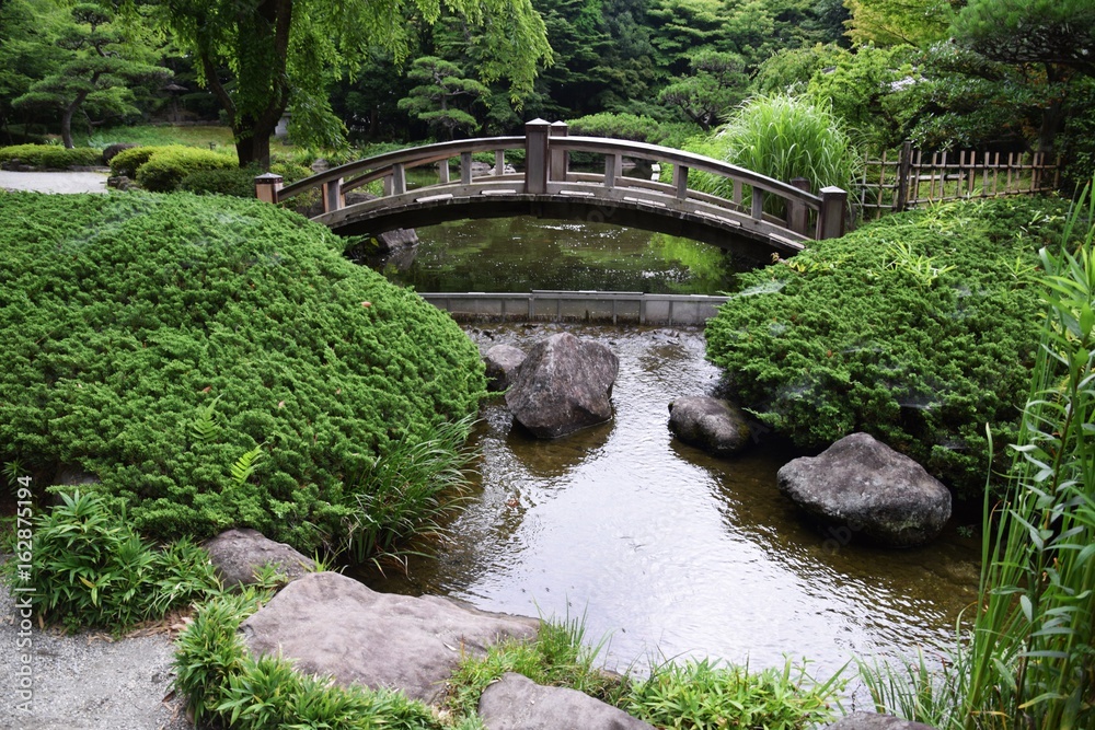 Fototapeta premium 日本庭園・日本の伝統文化”わびさび”の心