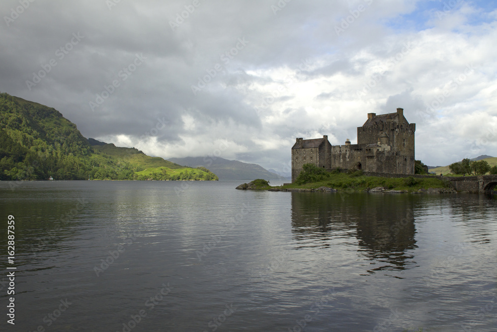 Castle. Scotland. Elian Donan