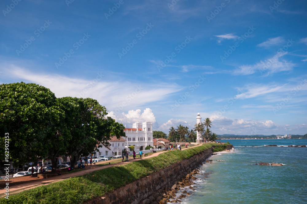 Fototapeta premium Beautiful view of the famous white lighthouse in Fort Galle, Sri Lanka