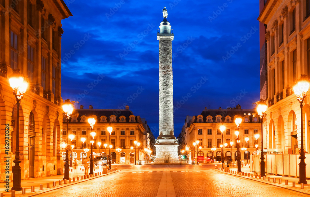Photography Poster The Vendome column , the Place Vendome at night
