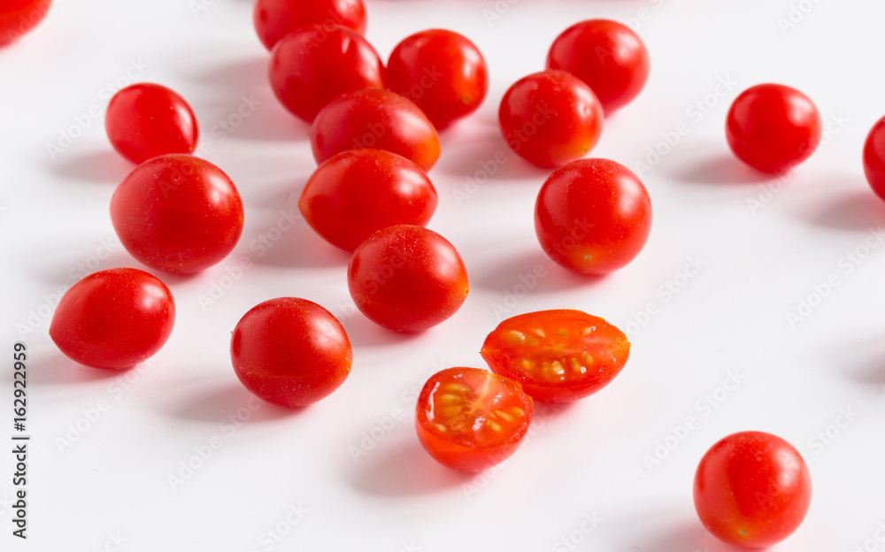 Tomberry Tomaten, Perlentomaten, rot - kleinste Tomate der Welt Tomberry Tomaten, Perlentomaten, rot - kleinste Tomate der Welt