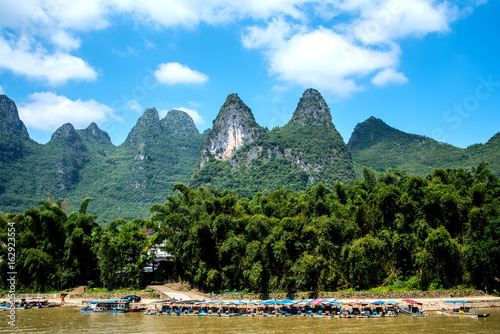 Cruise from Guilin to Yangshuo