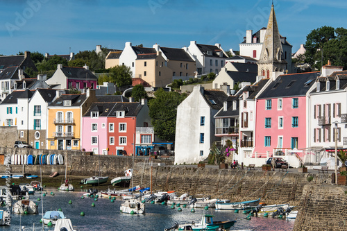 port de Sauzon à Belle-Ile en France photo