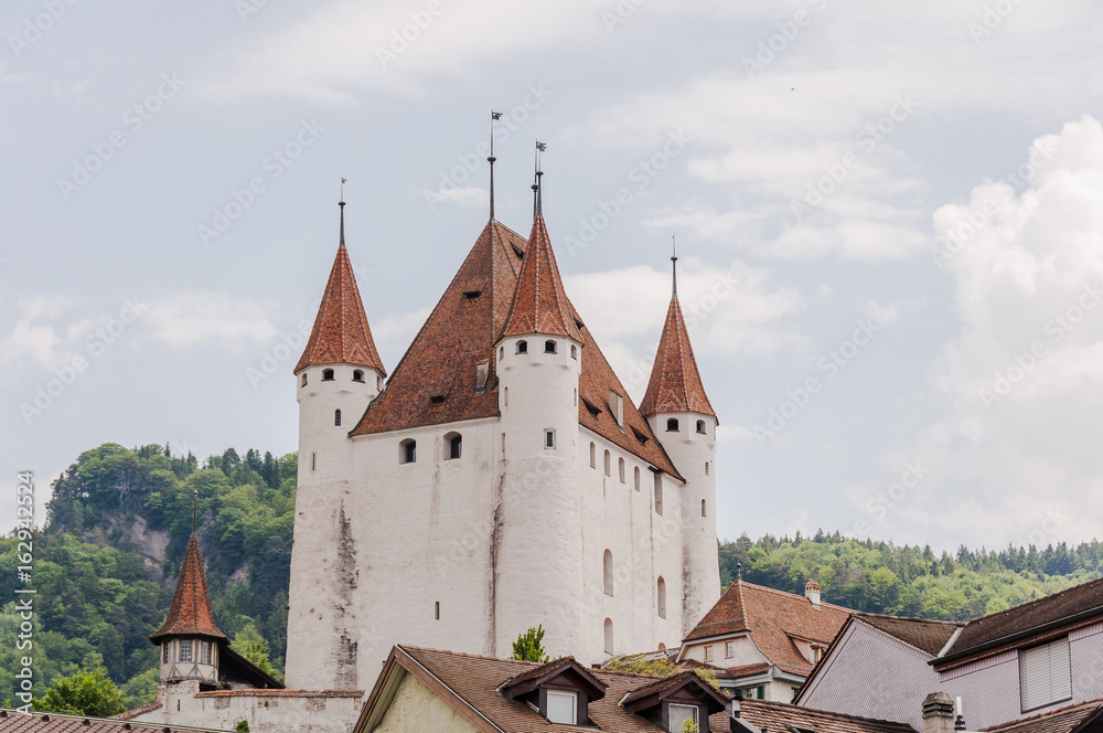 Thun, Altstadt, Stadt, Schloss, Schloss Thun, Schlossberg, historische Häuser, Altstadthäuser, Frühling, Sommer, Berner Oberland, Schweiz