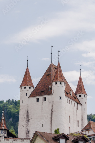 Thun, Stadt, Altstadt, Schlossberg, Schloss, Schloss Thun, Altstadthäuser, historische Häuser, Thunersee, Berner Oberland, Frühling, Sommer, Schweiz