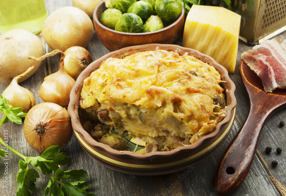 Potato casserole with brussel sprouts Potato casserole with brussel sprouts