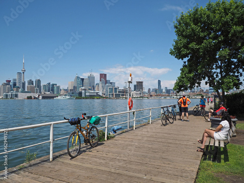 Photography Toronto has a popular network of bike trails along its waterfront