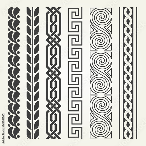Decorative seamless border