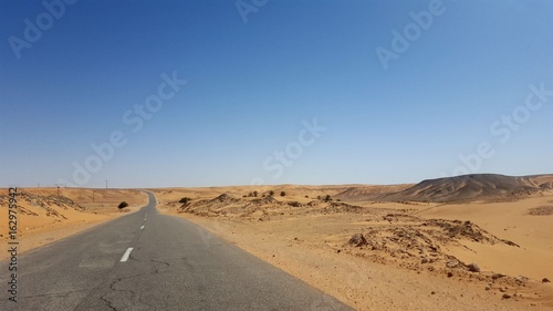 Road trip in the Sahara 