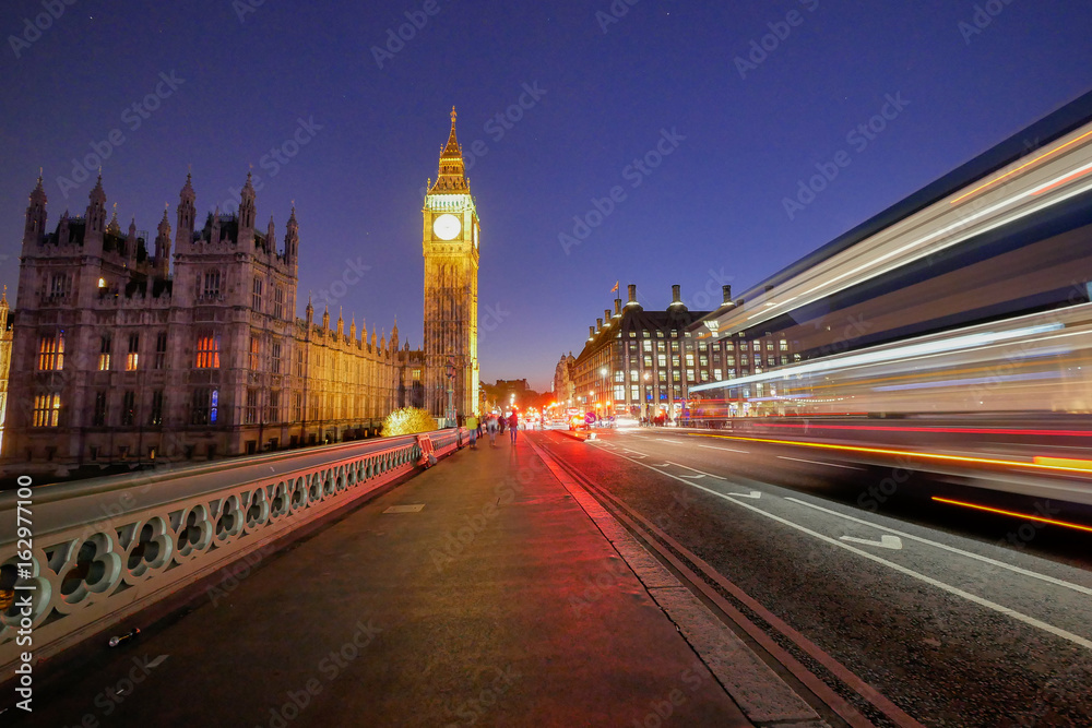 Fototapeta premium Big Ben and Westminster abbey in London, England