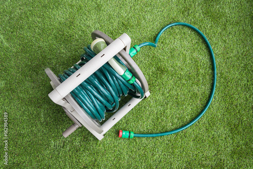 Water sprinkler hose