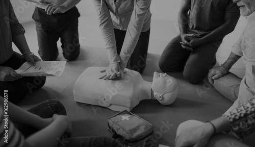 Obraz na płótnie CPR First Aid Training Concept