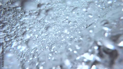 澄んだ水の流れ①