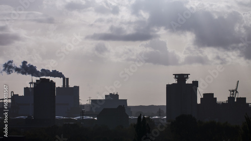 Industrie im Hamburger Hafen